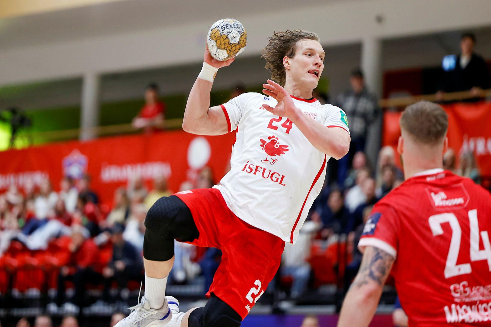 Þjálfari Íslendingsins rekinn